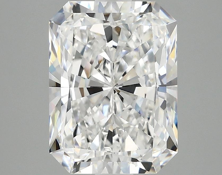 3.09 Carat Radiant Shaped Excellent Cut VVS2 IGI Certified Lab Grown Diamond