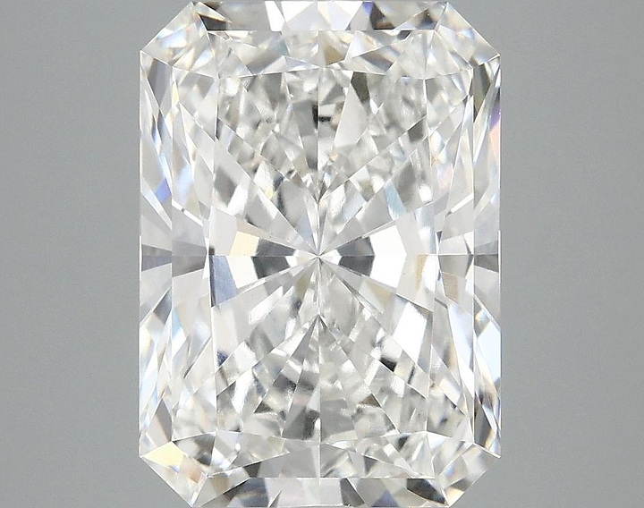 5.1 Carat Radiant Shaped Ideal Cut VVS2 IGI Certified Lab Grown Diamond