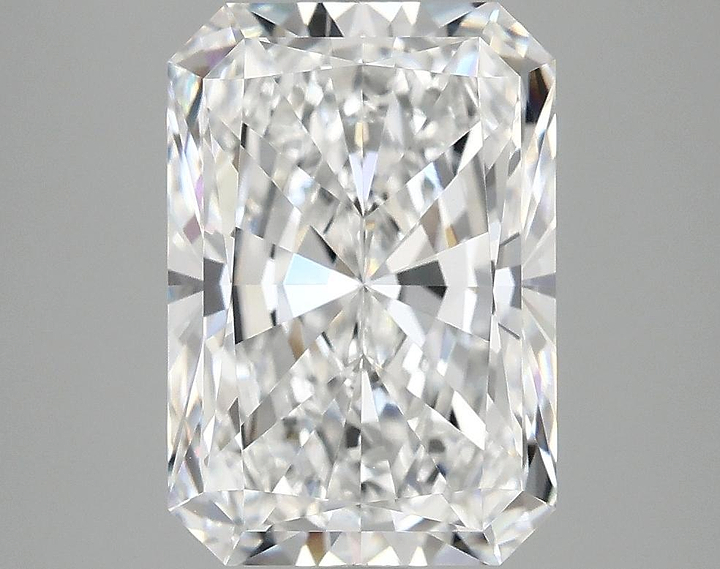 4.13 Carat Radiant Shaped Ideal Cut VVS2 IGI Certified Lab Grown Diamond