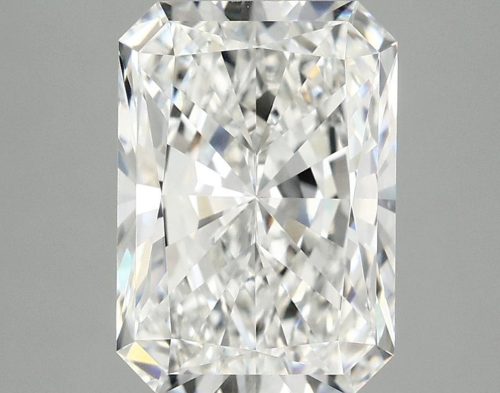 3.05 Carat Radiant Shaped Ideal Cut VVS2 IGI Certified Lab Grown Diamond