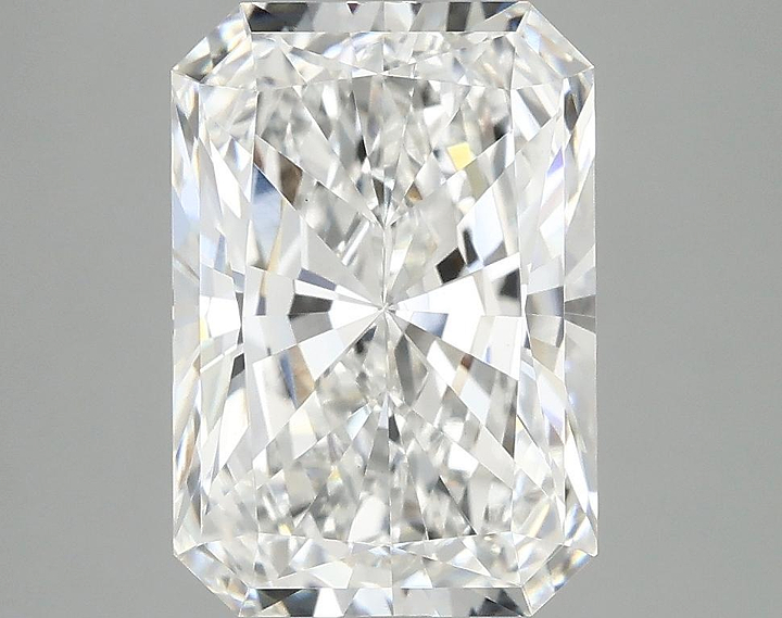 3.97 Carat Radiant Shaped Ideal Cut VVS2 IGI Certified Lab Grown Diamond