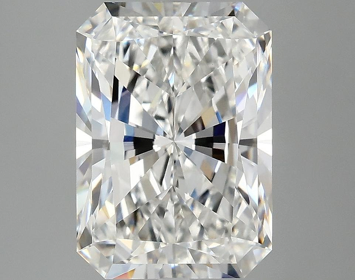 4.03 Carat Radiant Shaped Ideal Cut VVS2 IGI Certified Lab Grown Diamond