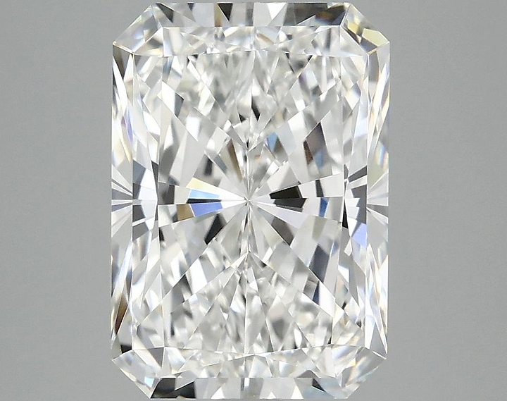 4.05 Carat Radiant Shaped Ideal Cut VVS2 IGI Certified Lab Grown Diamond