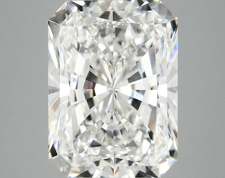 5.0 Carat Radiant Shaped Excellent Cut VVS2 IGI Certified Lab Grown Diamond