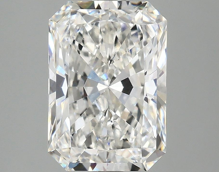 3.07 Carat Radiant Shaped Ideal Cut VS1 IGI Certified Lab Grown Diamond