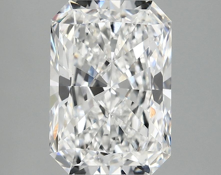 3.03 Carat Radiant Shaped Ideal Cut VS1 IGI Certified Lab Grown Diamond