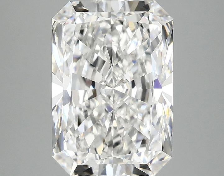 4.09 Carat Radiant Shaped Ideal Cut VVS2 IGI Certified Lab Grown Diamond