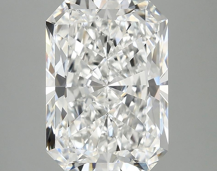 4.03 Carat Radiant Shaped Ideal Cut VVS2 IGI Certified Lab Grown Diamond