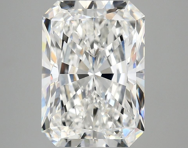 3.98 Carat Radiant Shaped Ideal Cut VS1 IGI Certified Lab Grown Diamond