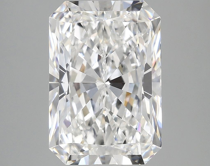 4.44 Carat Radiant Shaped Ideal Cut VS1 IGI Certified Lab Grown Diamond