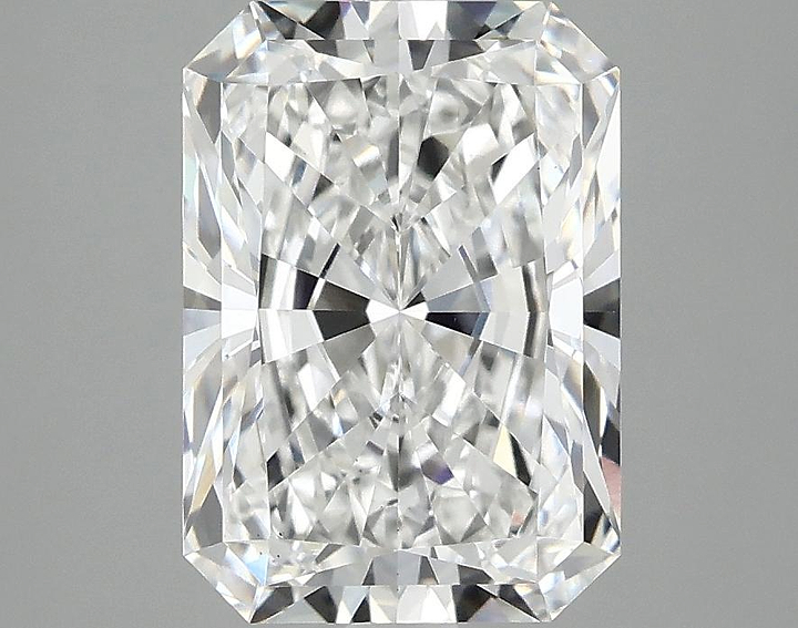 3.1 Carat Radiant Shaped Ideal Cut VS1 IGI Certified Lab Grown Diamond