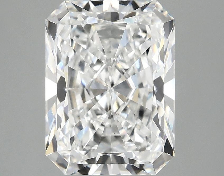 2.98 Carat Radiant Shaped Excellent Cut VVS2 IGI Certified Lab Grown Diamond