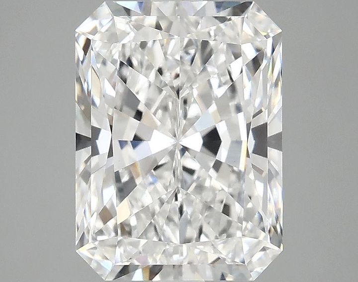 3.09 Carat Radiant Shaped Excellent Cut VS1 IGI Certified Lab Grown Diamond