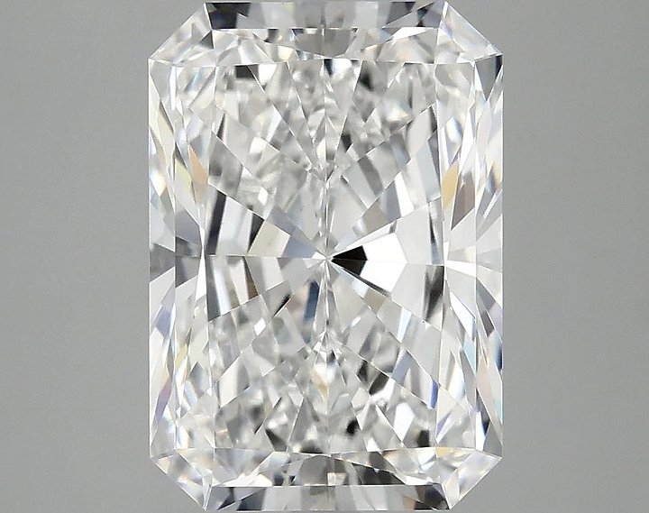 4.0 Carat Radiant Shaped Ideal Cut VS1 IGI Certified Lab Grown Diamond