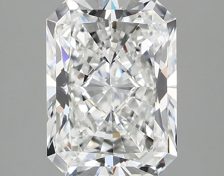 2.5 Carat Radiant Shaped Excellent Cut VS1 IGI Certified Lab Grown Diamond