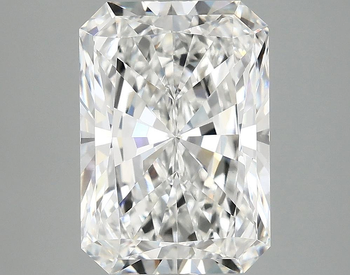 4.17 Carat Radiant Shaped Ideal Cut VVS2 IGI Certified Lab Grown Diamond