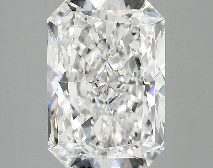 2.97 Carat Radiant Shaped Ideal Cut VVS2 IGI Certified Lab Grown Diamond
