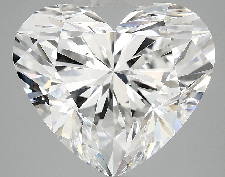 5.03 Carat Heart Shaped Ideal Cut VVS2 IGI Certified Lab Grown Diamond