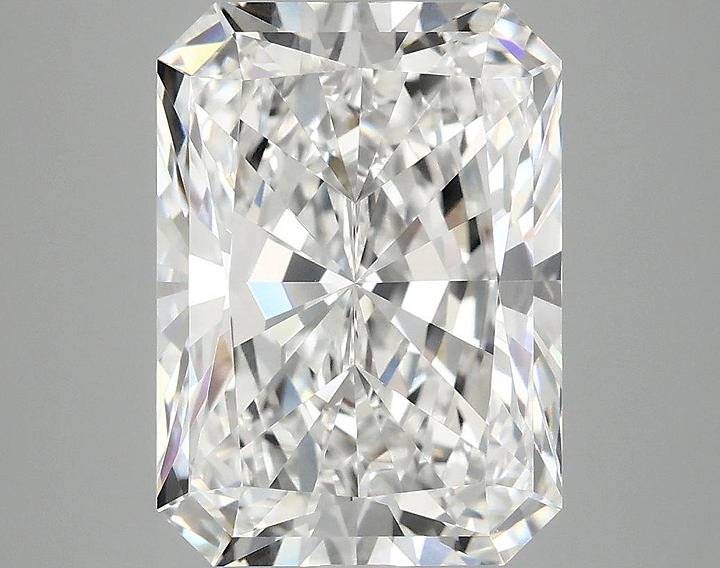 4.97 Carat Radiant Shaped Excellent Cut VVS2 IGI Certified Lab Grown Diamond