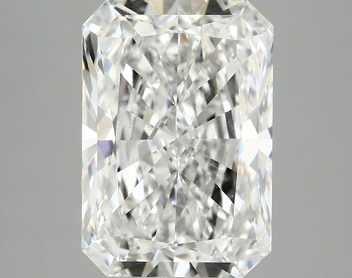 3.03 Carat Radiant Shaped Ideal Cut VVS2 IGI Certified Lab Grown Diamond