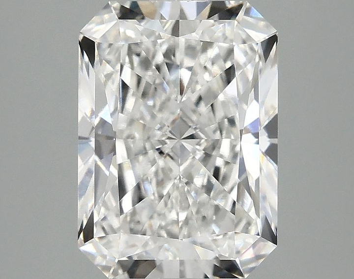 3.0 Carat Radiant Shaped Excellent Cut VVS2 IGI Certified Lab Grown Diamond