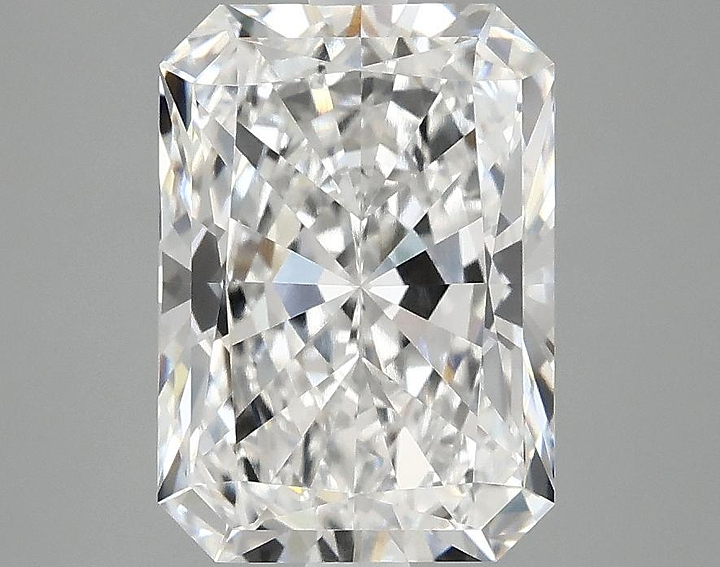3.03 Carat Radiant Shaped Ideal Cut VVS2 IGI Certified Lab Grown Diamond
