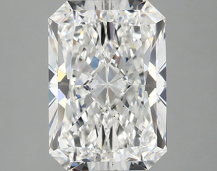 3.07 Carat Radiant Shaped Ideal Cut VS2 IGI Certified Lab Grown Diamond