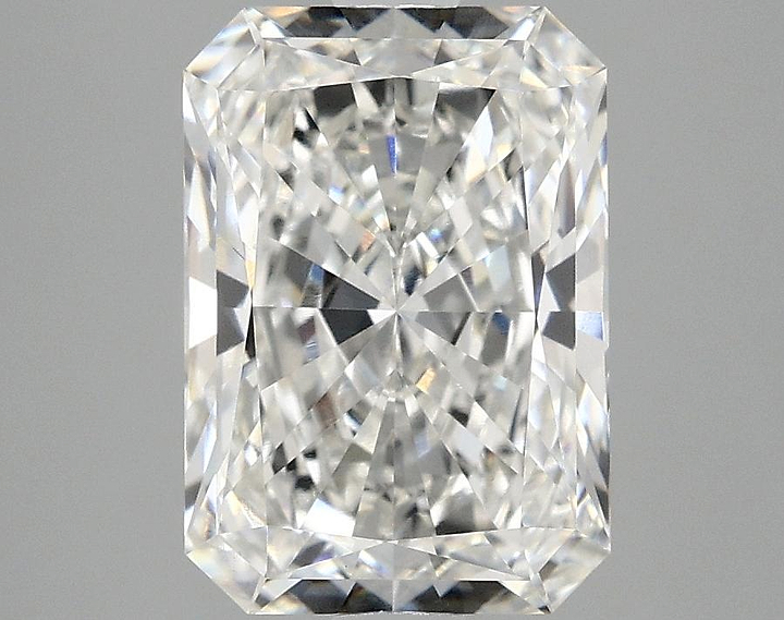 3.05 Carat Radiant Shaped Ideal Cut VVS2 IGI Certified Lab Grown Diamond
