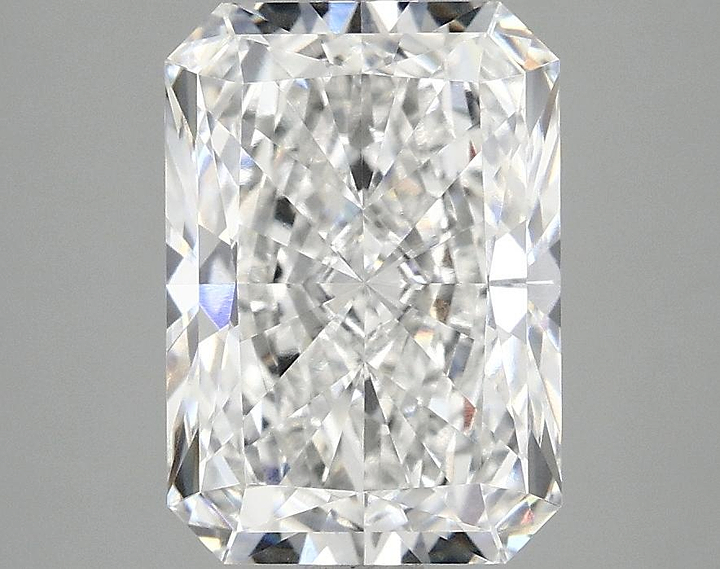 3.05 Carat Radiant Shaped Ideal Cut VS1 IGI Certified Lab Grown Diamond
