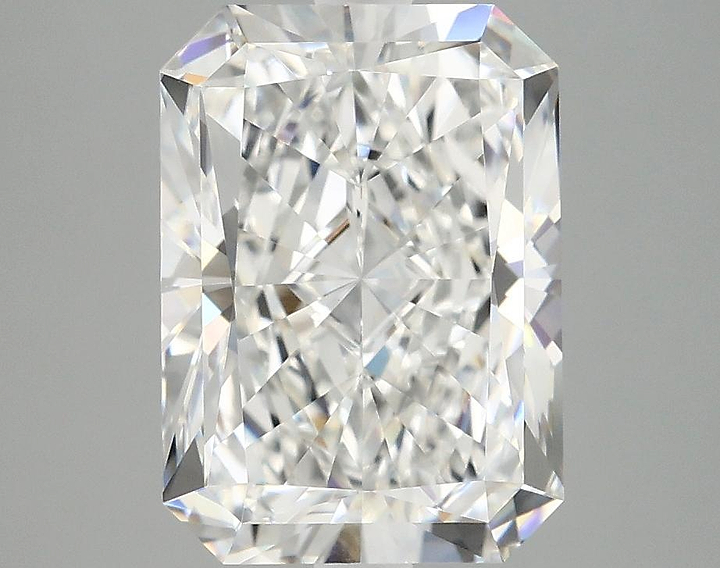 4.02 Carat Radiant Shaped Excellent Cut VVS2 IGI Certified Lab Grown Diamond
