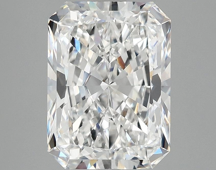 3.07 Carat Radiant Shaped Excellent Cut VVS2 IGI Certified Lab Grown Diamond