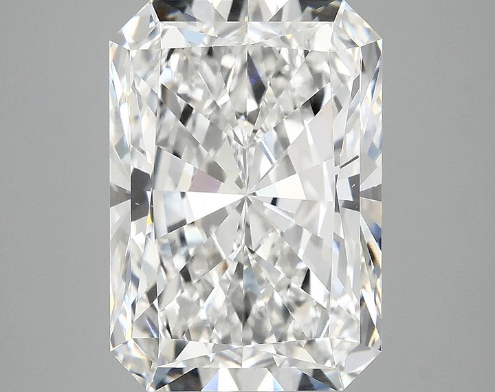 4.94 Carat Radiant Shaped Ideal Cut VS2 IGI Certified Lab Grown Diamond