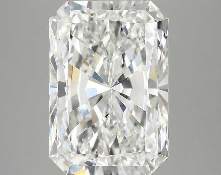 4.06 Carat Radiant Shaped Ideal Cut VS1 IGI Certified Lab Grown Diamond