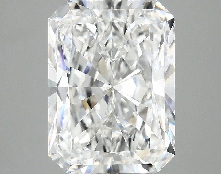 4.04 Carat Radiant Shaped Excellent Cut VVS2 IGI Certified Lab Grown Diamond