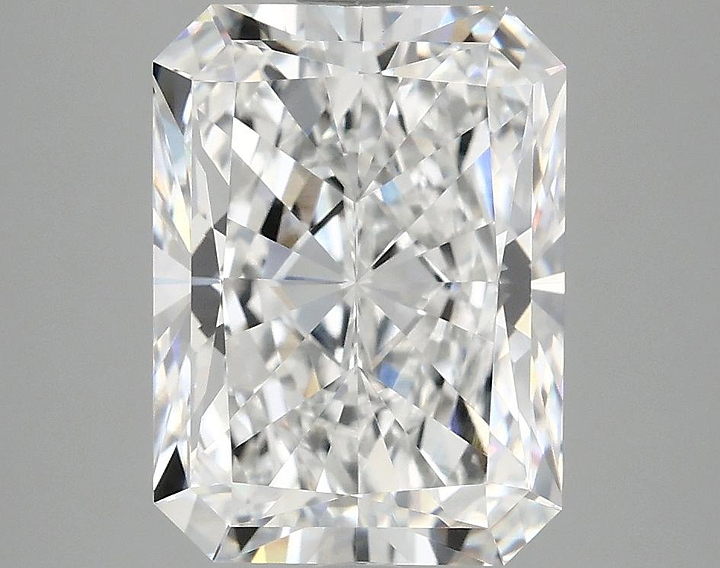 4.07 Carat Radiant Shaped Excellent Cut VVS2 IGI Certified Lab Grown Diamond