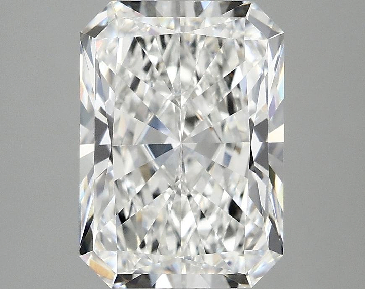 3.07 Carat Radiant Shaped Ideal Cut VVS2 IGI Certified Lab Grown Diamond