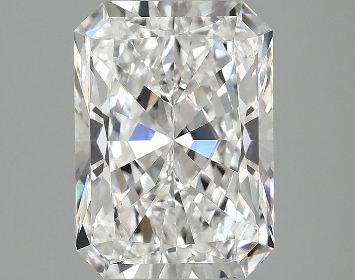 3.02 Carat Radiant Shaped Ideal Cut VVS2 IGI Certified Lab Grown Diamond