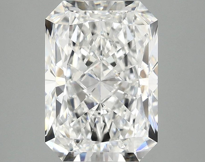 3.04 Carat Radiant Shaped Ideal Cut VVS2 IGI Certified Lab Grown Diamond