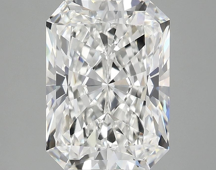3.02 Carat Radiant Shaped Excellent Cut VVS2 IGI Certified Lab Grown Diamond