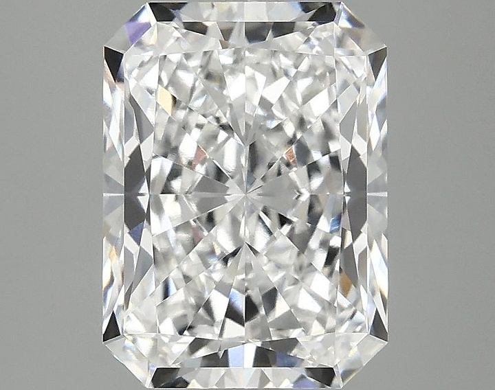 3.08 Carat Radiant Shaped Excellent Cut VVS2 IGI Certified Lab Grown Diamond