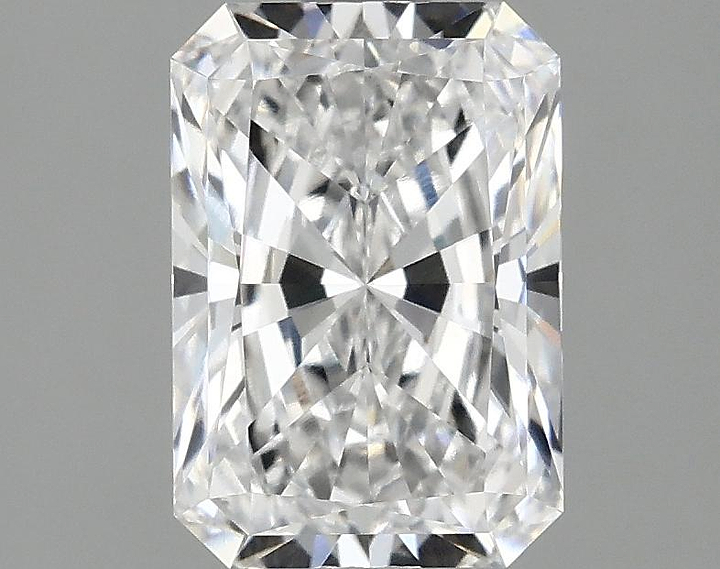 2.1 Carat Radiant Shaped Ideal Cut VVS2 IGI Certified Lab Grown Diamond