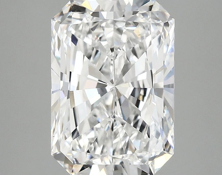 3.04 Carat Radiant Shaped Ideal Cut VS1 IGI Certified Lab Grown Diamond