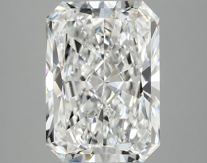 3.87 Carat Radiant Shaped Ideal Cut VS1 IGI Certified Lab Grown Diamond