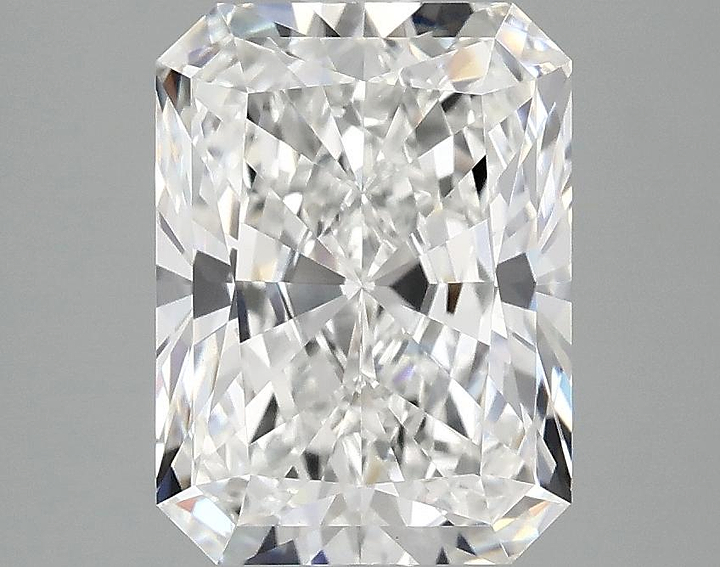3.04 Carat Radiant Shaped Excellent Cut VVS2 IGI Certified Lab Grown Diamond