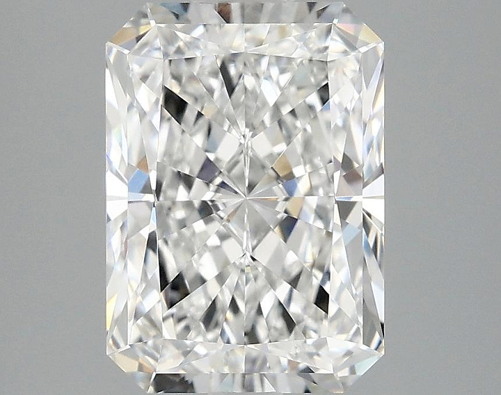 2.99 Carat Radiant Shaped Ideal Cut VVS2 IGI Certified Lab Grown Diamond
