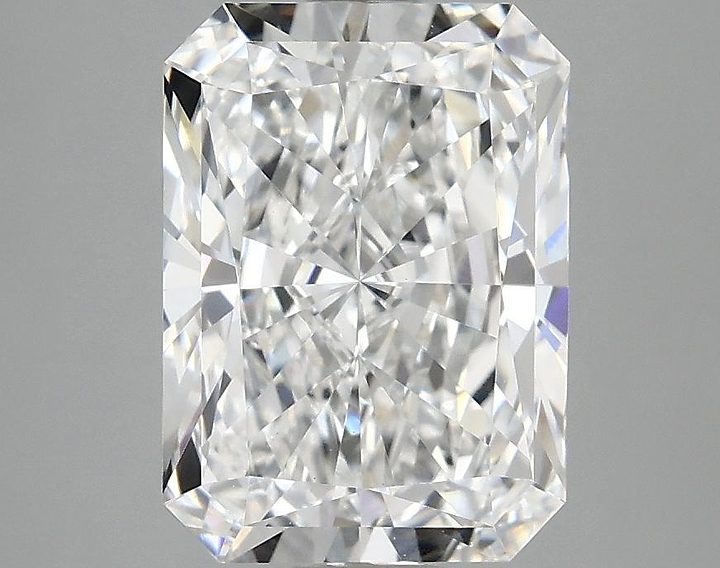 3.0 Carat Radiant Shaped Excellent Cut VVS2 IGI Certified Lab Grown Diamond
