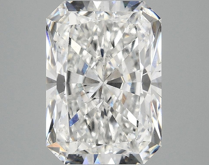4.1 Carat Radiant Shaped Ideal Cut SI1 IGI Certified Lab Grown Diamond