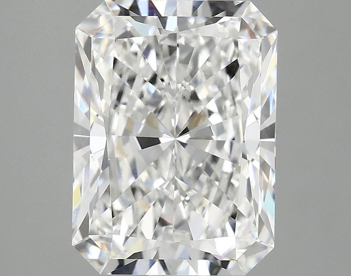 3.07 Carat Radiant Shaped Excellent Cut VVS2 IGI Certified Lab Grown Diamond