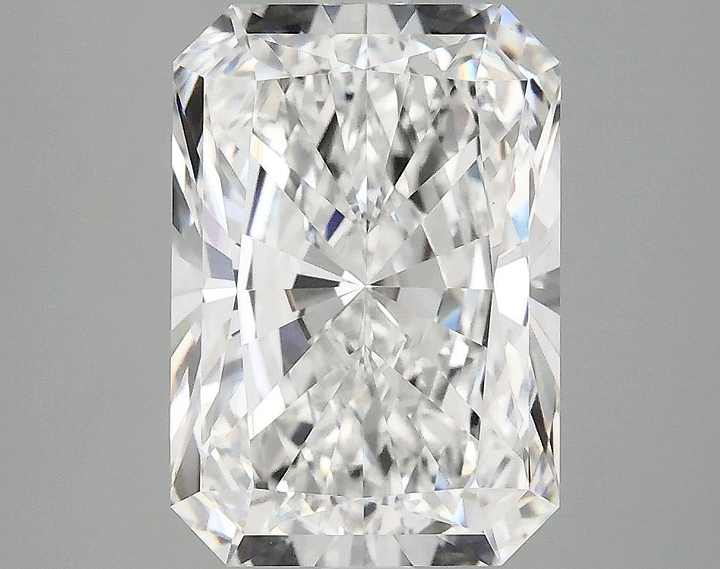 4.12 Carat Radiant Shaped Ideal Cut VVS2 IGI Certified Lab Grown Diamond