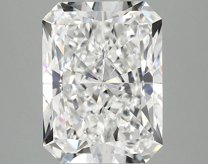 3.09 Carat Radiant Shaped Excellent Cut VS1 IGI Certified Lab Grown Diamond